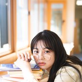 honmahinata_1stphotobook_01.jpg