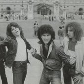 1980_MRV_-_Buckingham_Palace_London.JPG