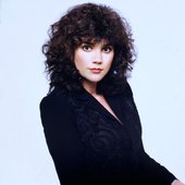 Linda-Rondstadt-Through-the-Years-849.jpg