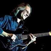 SONNY_LANDERTH_for_vintage-guitar_mag-700x466.jpeg