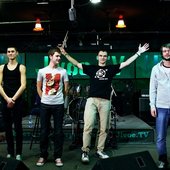 Live UnderTheGround 25.12.11