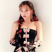 IM NAYEON