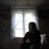 0008217743_10.jpg