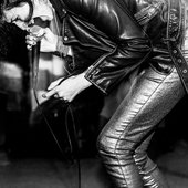 Illicit-Ghost---live---photo-by-Kevin-W.-Condon-(@weirdhours).jpg