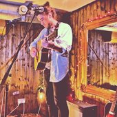 Matt Corby - Solo Acoustic Set - The Cornershop, UK - 29.11.12