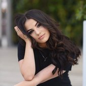 NWzzinSucK8[1].jpg