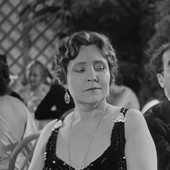 Margaret_Dumont_-_A_Night_at_the_Opera_(1935).png