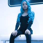 mollybrazy.jpg