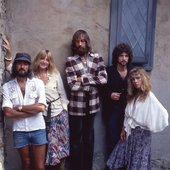 94275_Fleetwood_Mac_Booklet_sam_emerson.64f55be7.jpg