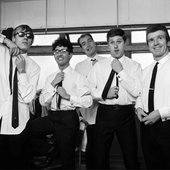 Freddie & The Dreamers_5.JPG