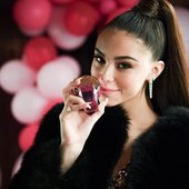 Madison Beer in Bulgari’s new fragrance "Omnia Pink Sapphire"