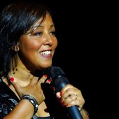 Evinha canta Guilherme Arantes