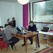 8-e-zszWi7LL-square.jpg