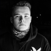 wiktor.png