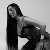 B&W Dara Ekimova