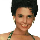 LENA-HORNE-A-True-TRAILBLAZER.jpg
