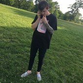 gold shirt oliver