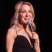 nikki glaser