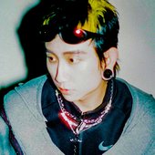 YOUNGLEE.jpg