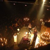  BjÃ¶rk and the Brodsky Quartet at Union Chapel in London -  9th of December 1999 