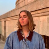 leahdunn.jpg