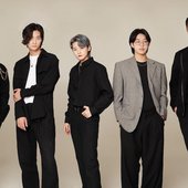 굿덕 (GOOD DUCK) x 터치드 (TOUCHED) Photoshoot Group Shot