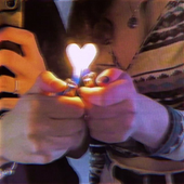 cherrryybombbb 的头像