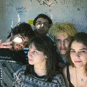 tubaina-no-banheiro