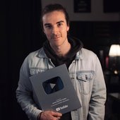 JamieHarrisonGuitar.jpg