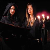 Lisa and Carmen 