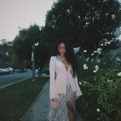 _saweetie on Instagram_ _complex simplicity..  Outfit - _gretelz.official Heels - _lesilla Diamonds - _nataliemillsjewelry  Bag _laurusofficial Stylist-___CIZ4_zJMunJ_2(JPG).jpg