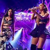 Ariana Grande & Nicki Minaj 2.jpg