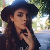 Liz Gillies