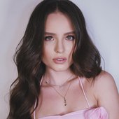 Larissa Manoela