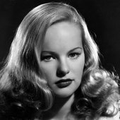 Peggy Cummins