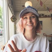 Tessa Violet