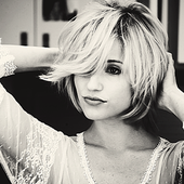 Dianna Agron Haircut