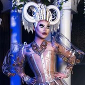 the drag queen one