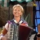 Christa Behnke2.jpg