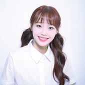 ++_Promotional_Picture_Chuu.png