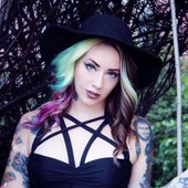 Lindsey Jennings