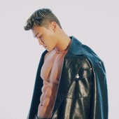 양다일 (Yang Da Il)