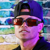 Alexbaby8605 的头像