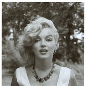 _MONROEC~Marilyn-Monroe-Posters