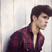 max schneider six pack