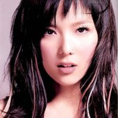 衛蘭 up close