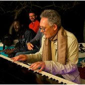 massimo-colombo-at-the-piano.jpg