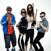 0015803307_10.jpg