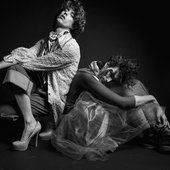 PWR BTTM by Ebru Yildiz