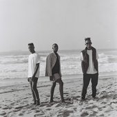 omagoqa-Bw.jpg